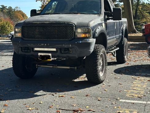 Used 2001 Ford F250 4x4 SuperCab Super Duty image 1