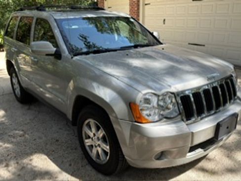 Used 2008 Jeep Grand Cherokee Limited w/ Quadra-Drive II 4X4 Group image 1