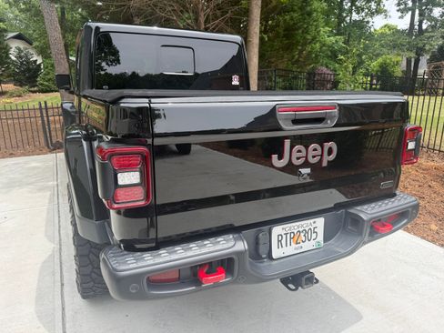 Used 2020 Jeep Gladiator Rubicon AWD/4WD image 11