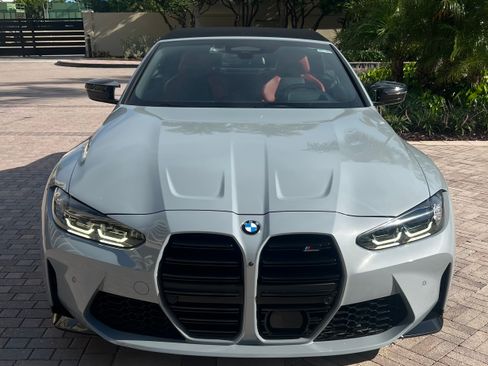 Used 2022 BMW M4 xDrive Competition AWD/4WD image 2