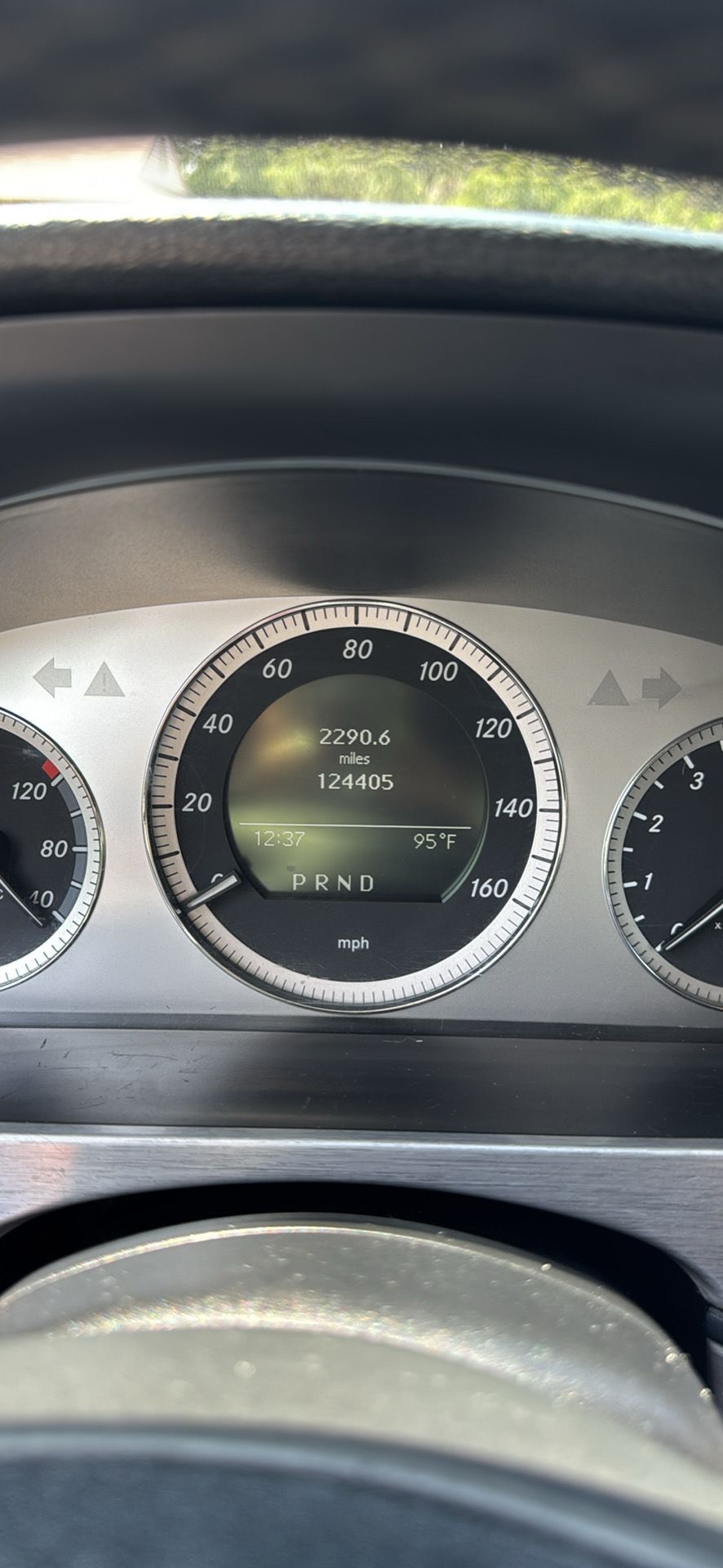 Used 2010 Mercedes-Benz GLK 350 2WD image 5
