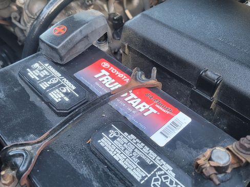 Used 2010 Toyota Tundra 2WD CrewMax w/ TRD Off-Road Pkg image 24