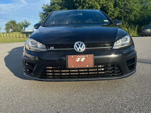 Used 2016 Volkswagen Golf R 4-Door AWD/4WD image 4