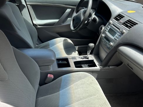 Used 2009 Toyota Camry Hybrid FWD image 5
