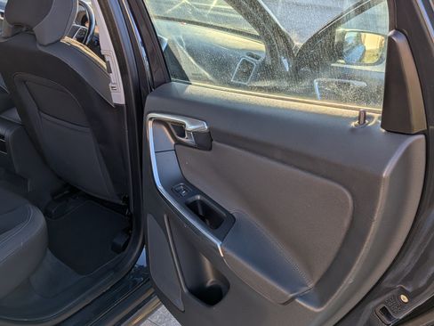 Used 2015 Volvo XC60 T5 image 14