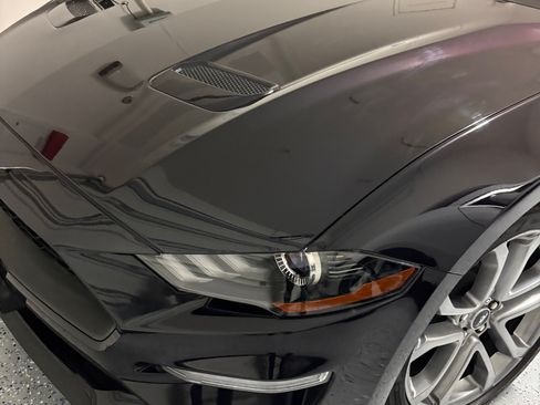 Used 2022 Ford Mustang Premium RWD image 13
