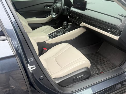 Used 2023 Honda Accord Touring image 22