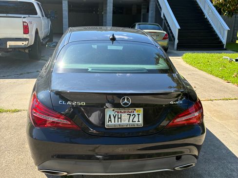 Used 2019 Mercedes-Benz CLA 250 4MATIC image 17