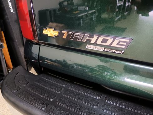 Used 2004 Chevrolet Tahoe LS w/ Safe And Secure Package image 5