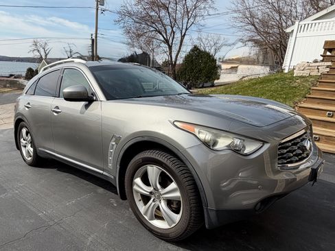 Used 2011 INFINITI FX35 AWD w/ Premium Pkg image 5