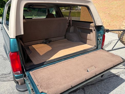 Used 1996 Ford Bronco AWD/4WD image 26