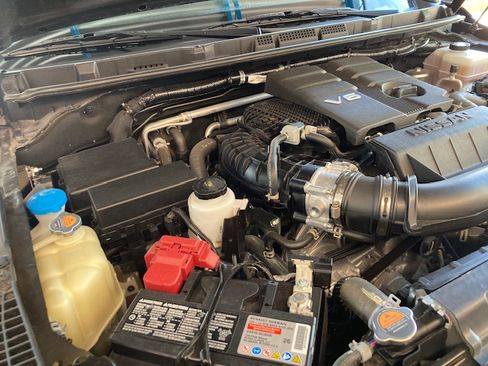 Used 2023 Nissan Frontier SV w/ Technology Package image 22