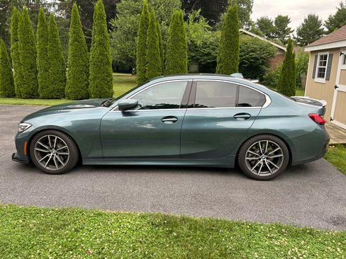 Used 2020 BMW 330i xDrive Sedan w/ Convenience Package AWD/4WD image 8