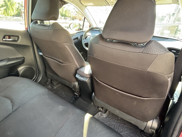 Used 2021 Toyota Prius LE FWD image 13