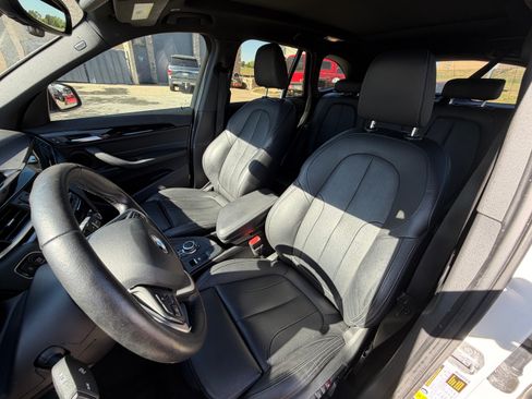 Used 2018 BMW X1 xDrive28i AWD/4WD image 8