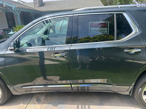 Used 2018 Chevrolet Traverse Premier FWD image 4