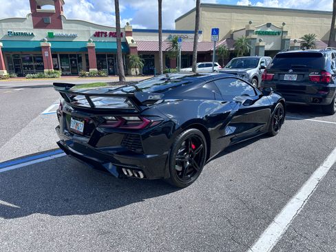 Used 2022 Chevrolet Corvette Stingray Premium Cpe w/ Z51 Performance Package RWD image 8