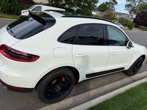 Used 2015 Porsche Macan S AWD/4WD image 21