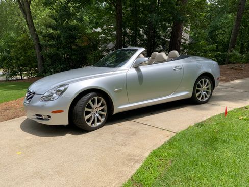 Used 2009 Lexus SC 430 Convertible RWD image 14