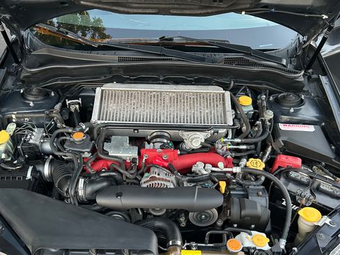 Used 2010 Subaru Impreza WRX STI image 15