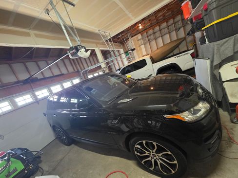 Used 2015 Land Rover Range Rover Sport Supercharged AWD/4WD image 9