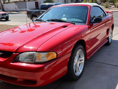 Used 1998 Ford Mustang GT RWD image 16