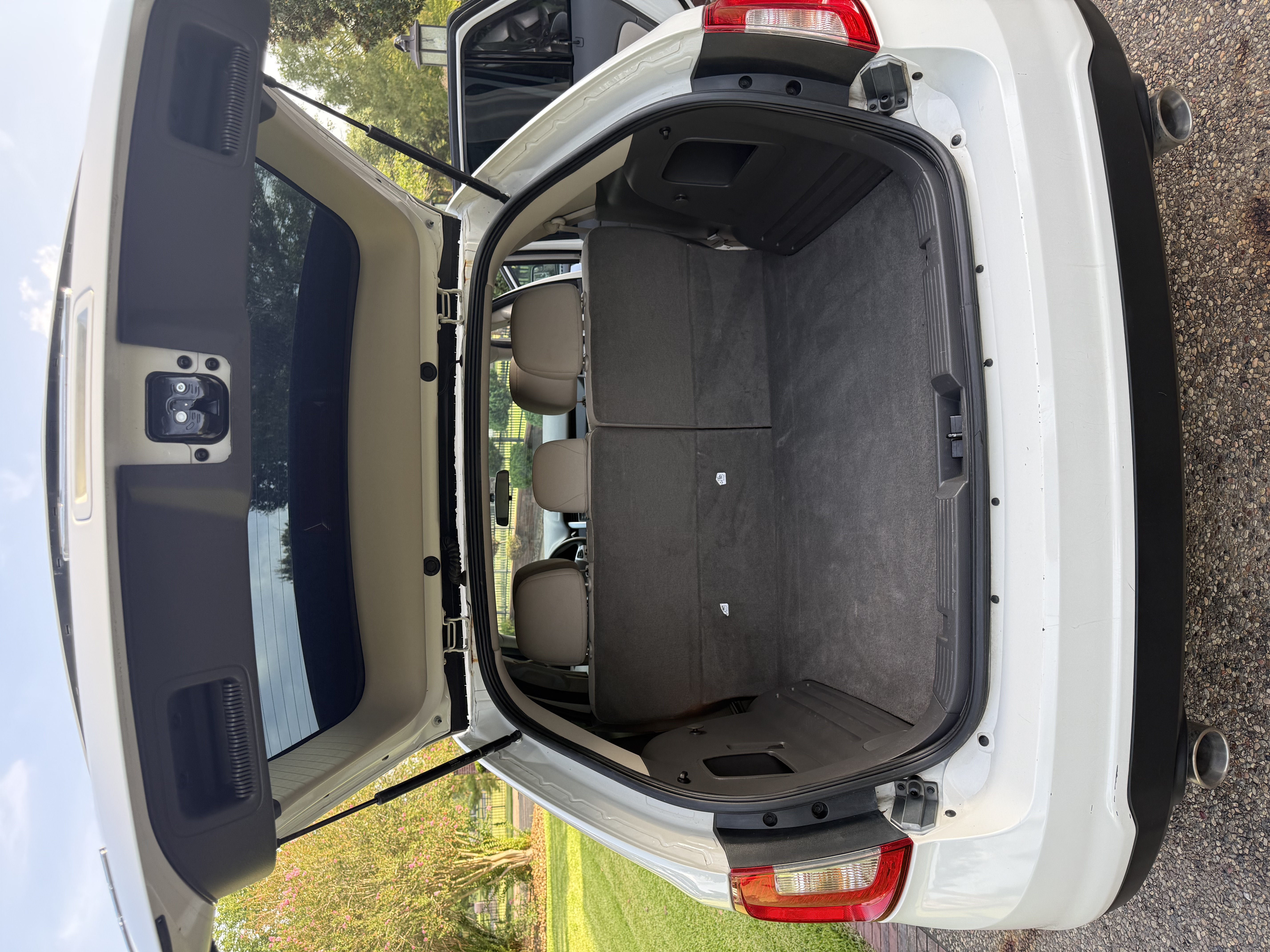 Used 2013 Ford Edge SE FWD image 5