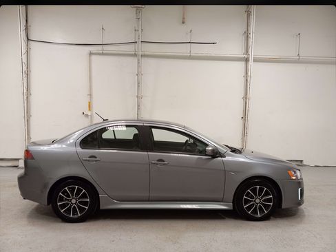 Used 2016 Mitsubishi Lancer SEL image 2