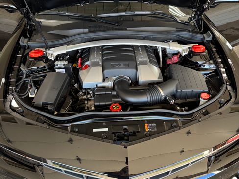 Used 2014 Chevrolet Camaro SS w/ RS Package image 8