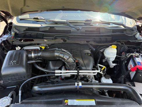 Used 2012 RAM 1500 Laramie AWD/4WD image 9