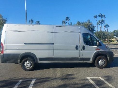Used 2014 RAM ProMaster 3500 w/ Interior Convenience Group image 4