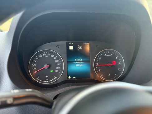 Used 2021 Mercedes-Benz Sprinter 1500 image 13