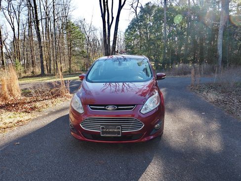 Used 2015 Ford C-MAX SEL w/ Equipment Group 302A image 8