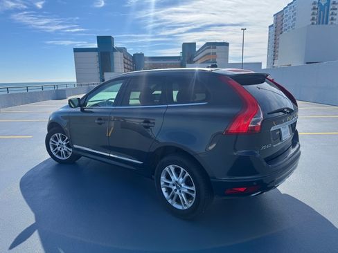 Used 2015 Volvo XC60 T5 Premier w/ Proximity Package image 1