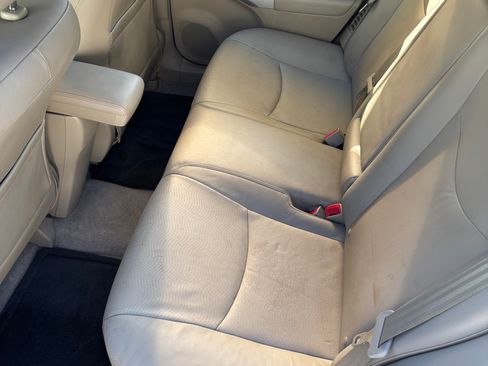 Used 2011 Toyota Prius Four w/ Solar Roof Pkg FWD image 8