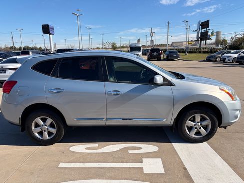 Used 2013 Nissan Rogue S w/ Special Edition Pkg image 2