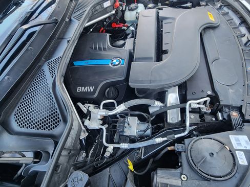Used 2017 BMW X5 xDrive40e image 20