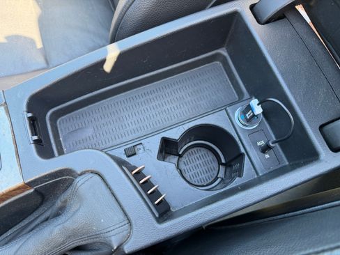 Used 2008 BMW 335i Convertible image 23