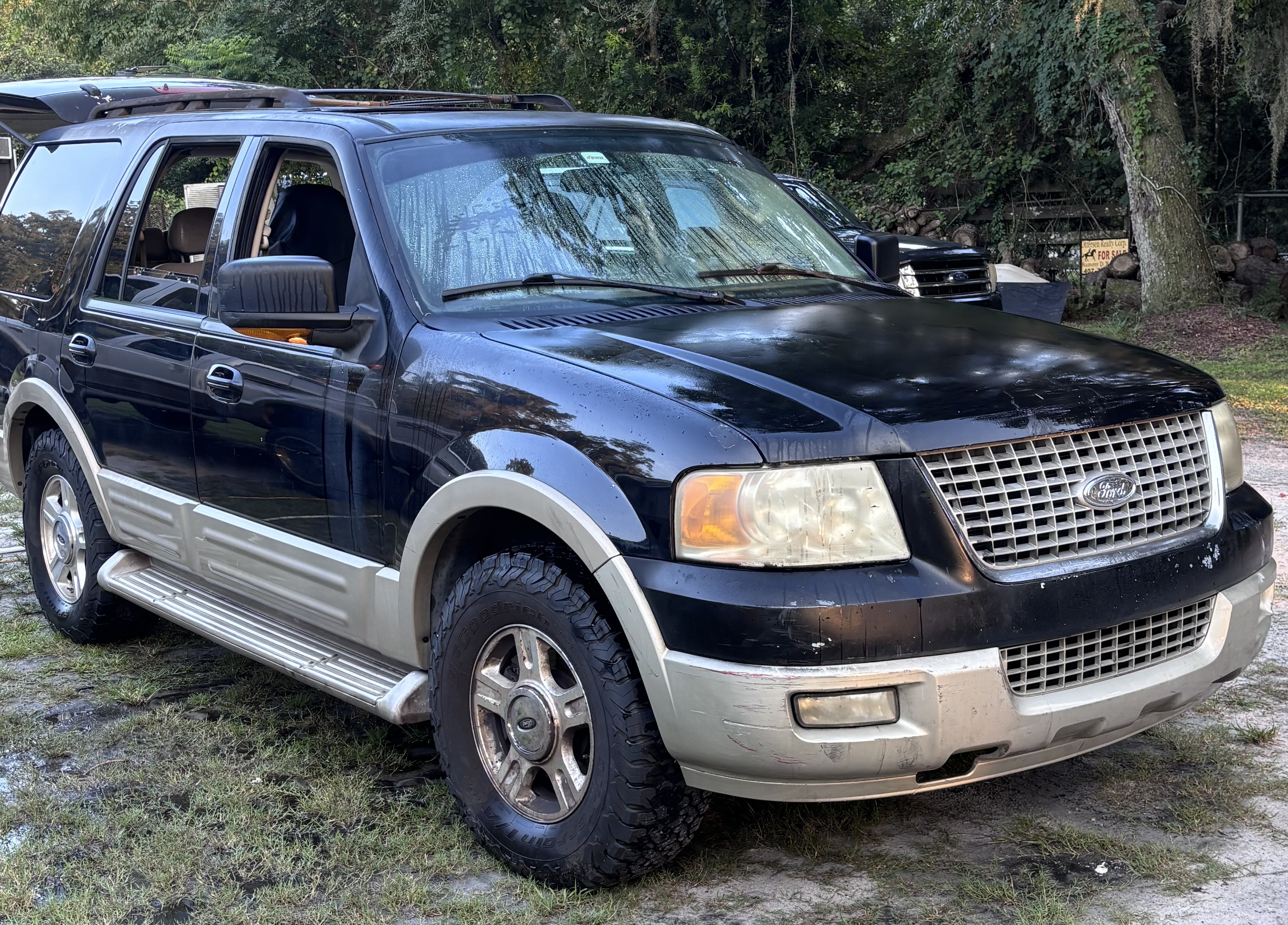 Used 2005 Ford Expedition Eddie Bauer RWD image 1