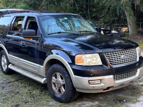 Used 2005 Ford Expedition Eddie Bauer RWD image 1