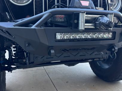 Used 2021 Jeep Gladiator Overland w/ Popular Equipment Package