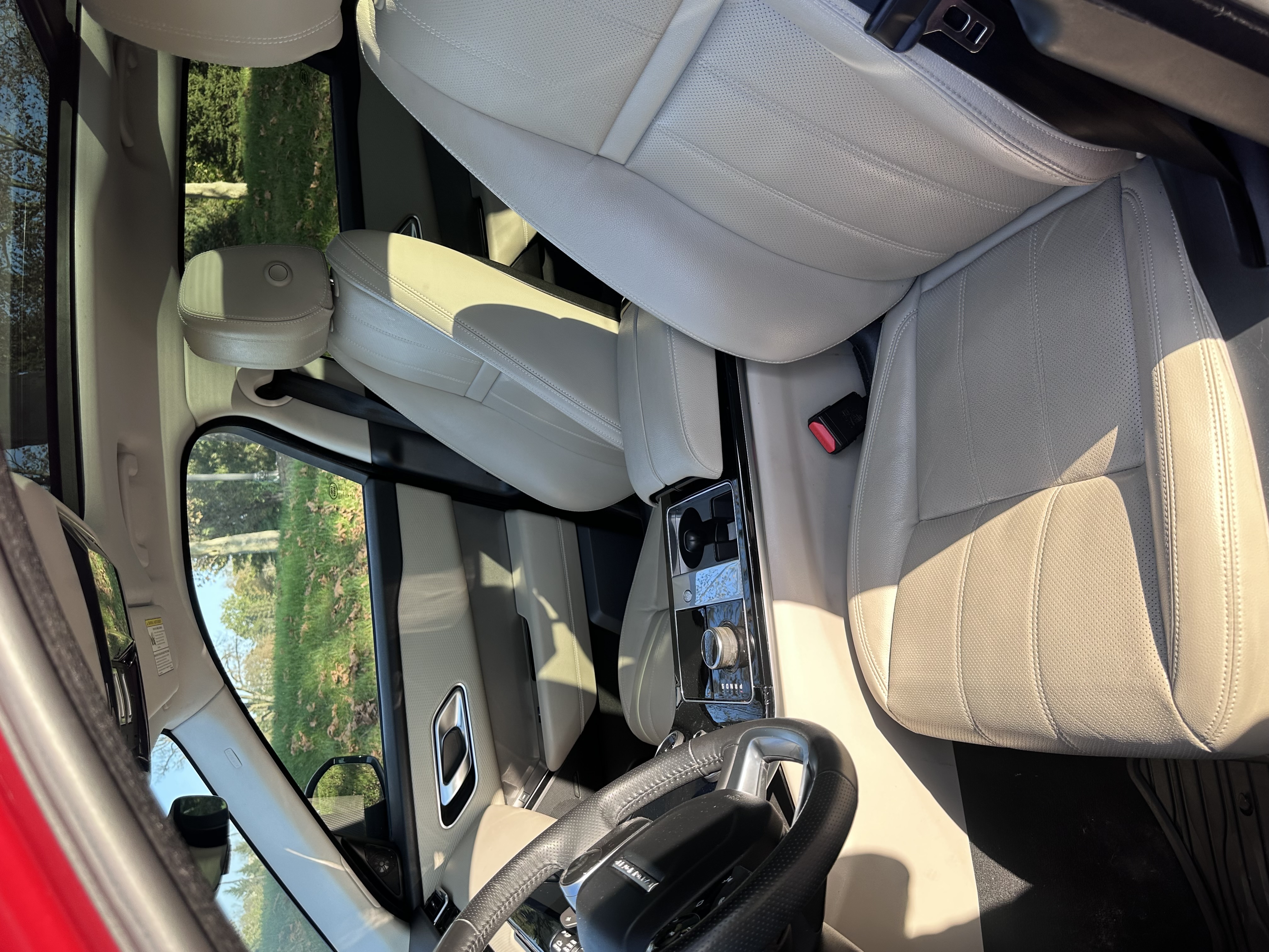 Used 2019 Land Rover Range Rover Velar S AWD/4WD image 15