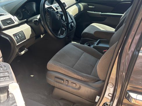 Used 2016 Honda Odyssey SE image 13