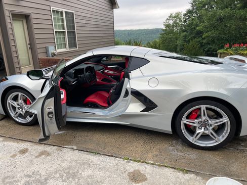 Used 2021 Chevrolet Corvette Stingray Preferred Cpe w/ Z51 Performance Package image 8