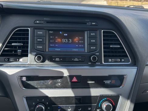 Used 2015 Hyundai Sonata Sport image 11