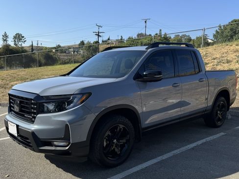 Used 2023 Honda Ridgeline Black Edition image 11