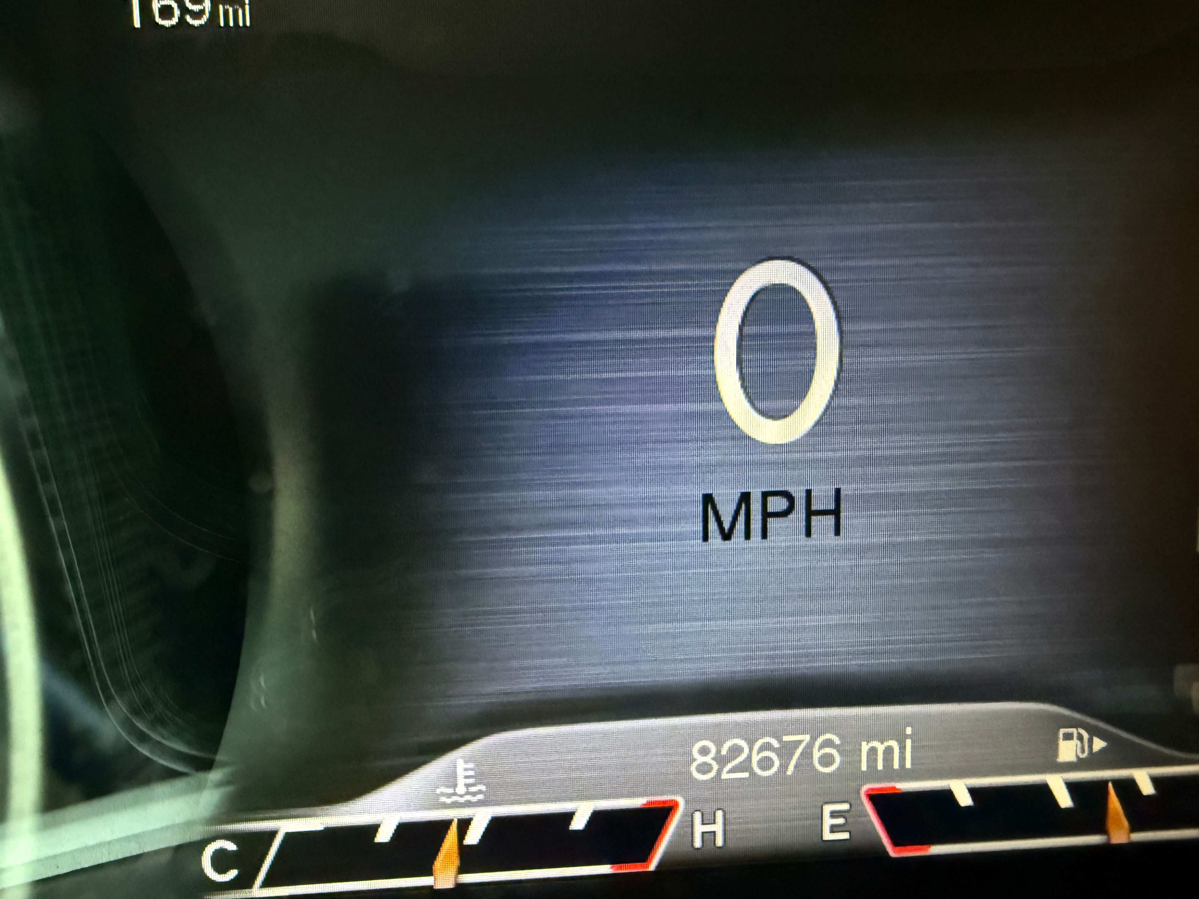 Used 2018 Jeep Cherokee Overland w/ Technology Group AWD/4WD image 13