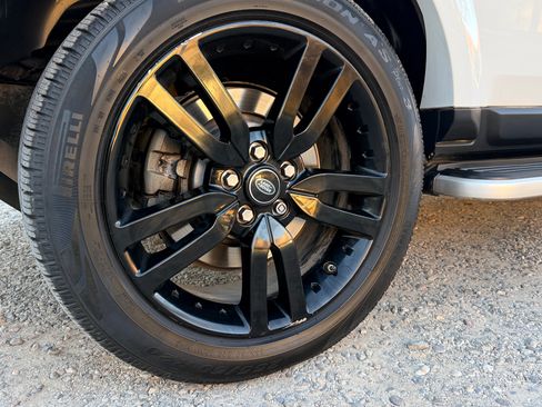 Used 2016 Land Rover LR4 HSE Silver Edition AWD/4WD image 8