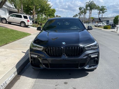 Used 2021 BMW X6 xDrive40i w/ M Sport Package image 4