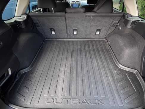 Used 2018 Subaru Outback 2.5i Premium AWD/4WD image 27